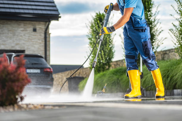 Post-Construction Pressure Washing in Le Roy, IL